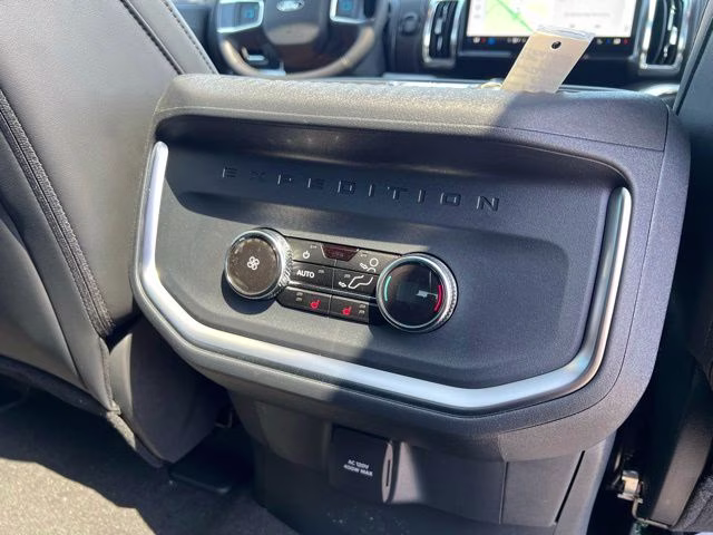 2026 Agate Black Metallic Ford Expedition Max Platinum 4X4 SUV