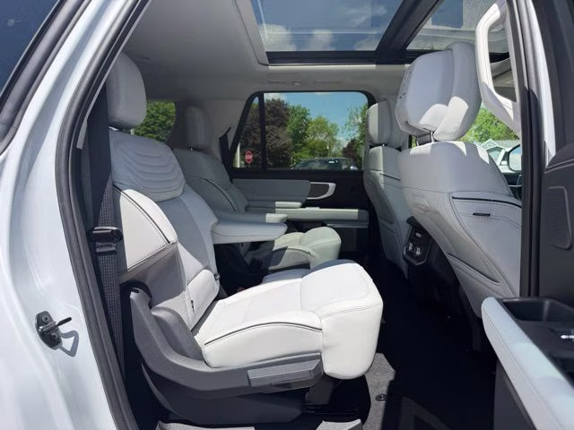 2026 Space Silver Metallic Ford Expedition Max Platinum 4X4 SUV