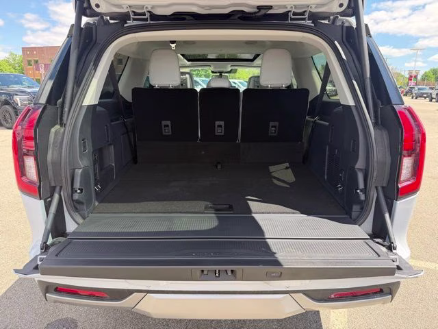 2026 Space Silver Metallic Ford Expedition Max Platinum 4X4 SUV