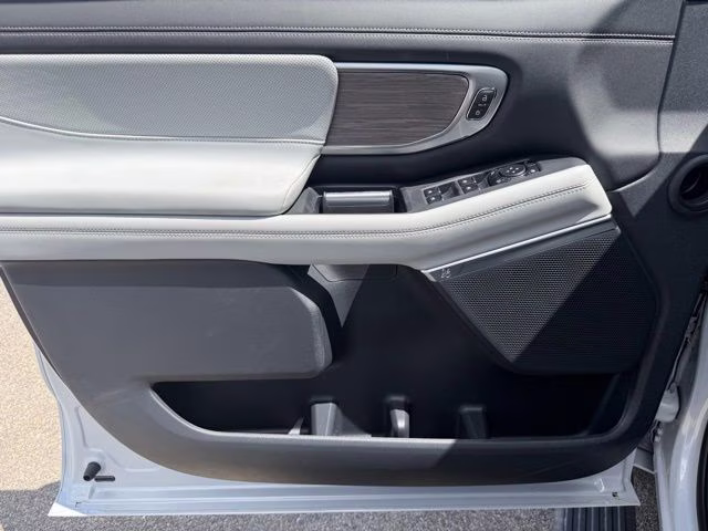 2026 Space Silver Metallic Ford Expedition Max Platinum 4X4 SUV