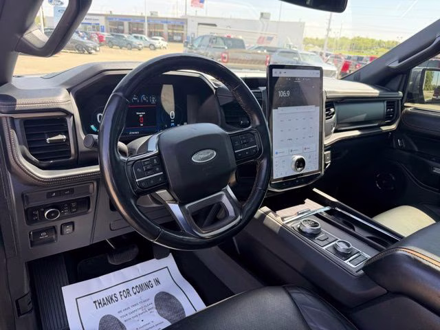 2024 Black Ford Expedition Platinum 4X4 SUV