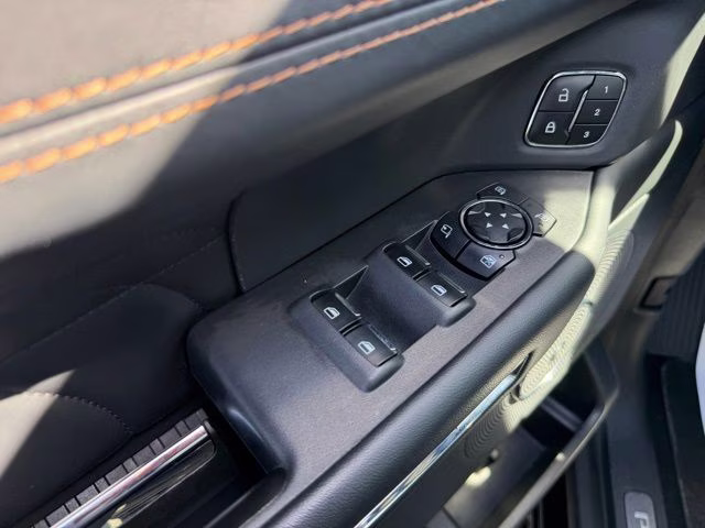 2024 Black Ford Expedition Platinum 4X4 SUV
