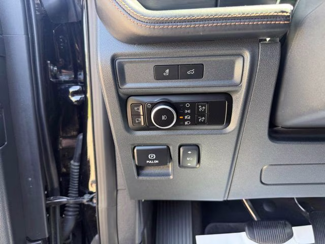 2024 Black Ford Expedition Platinum 4X4 SUV