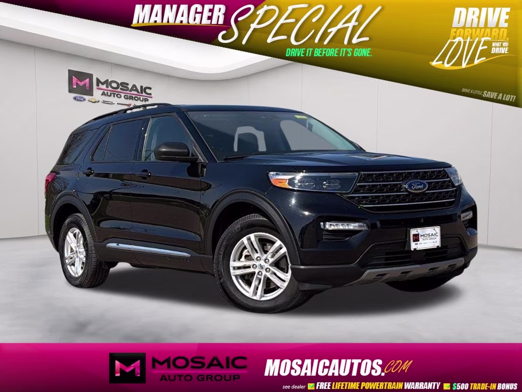2023 Black Metallic Ford Explorer XLT 4X4 SUV