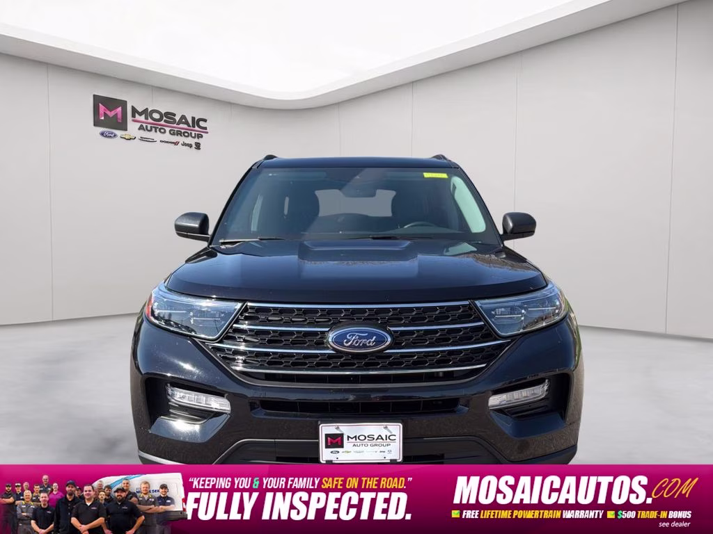 2023 Black Metallic Ford Explorer XLT 4X4 SUV