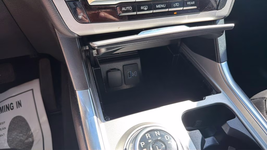 2023 Black Metallic Ford Explorer XLT 4X4 SUV