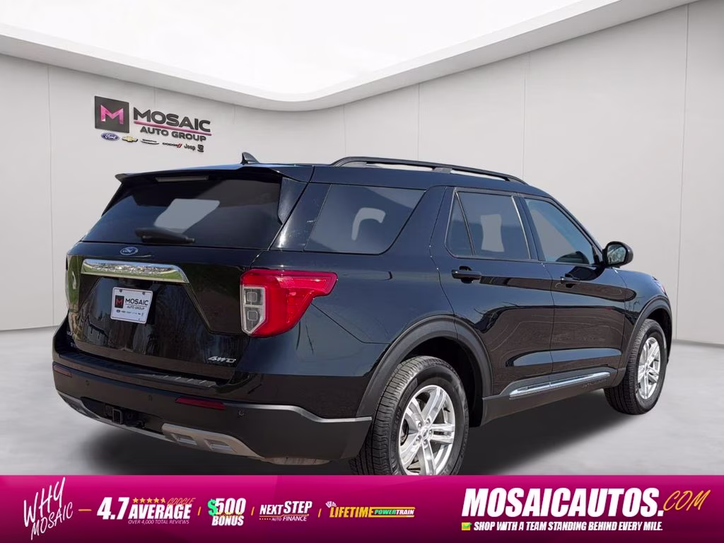 2023 Black Metallic Ford Explorer XLT 4X4 SUV