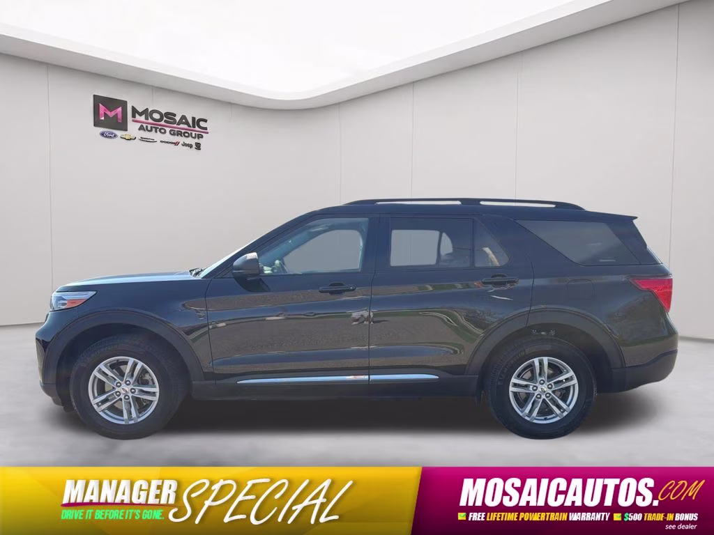 2023 Black Metallic Ford Explorer XLT 4X4 SUV