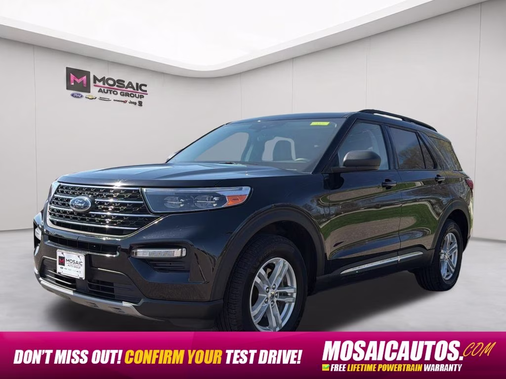 2023 Black Metallic Ford Explorer XLT 4X4 SUV
