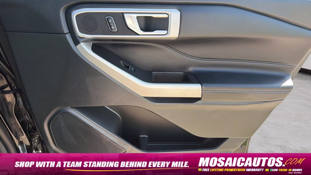 2023 Black Metallic Ford Explorer XLT 4X4 SUV