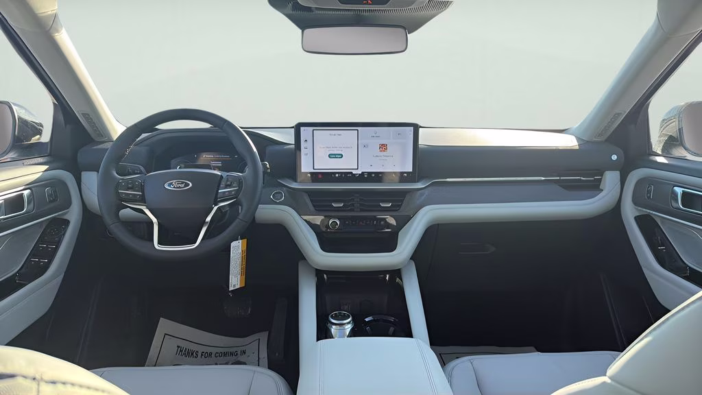 2026 White Metallic Ford Explorer Platinum 4X4 SUV