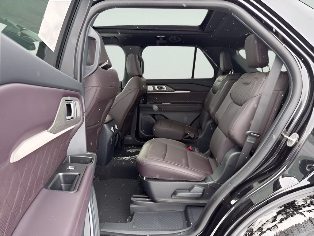 2026 Agate Black Metallic Ford Explorer Platinum 4X4 SUV