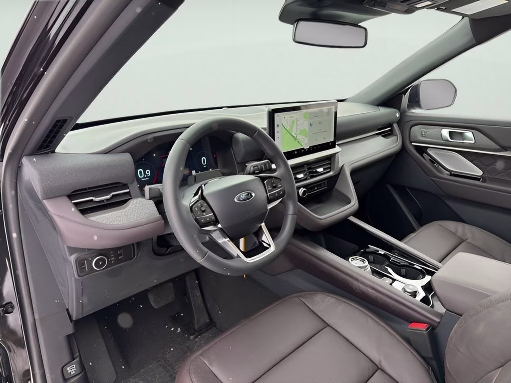 2026 Agate Black Metallic Ford Explorer Platinum 4X4 SUV