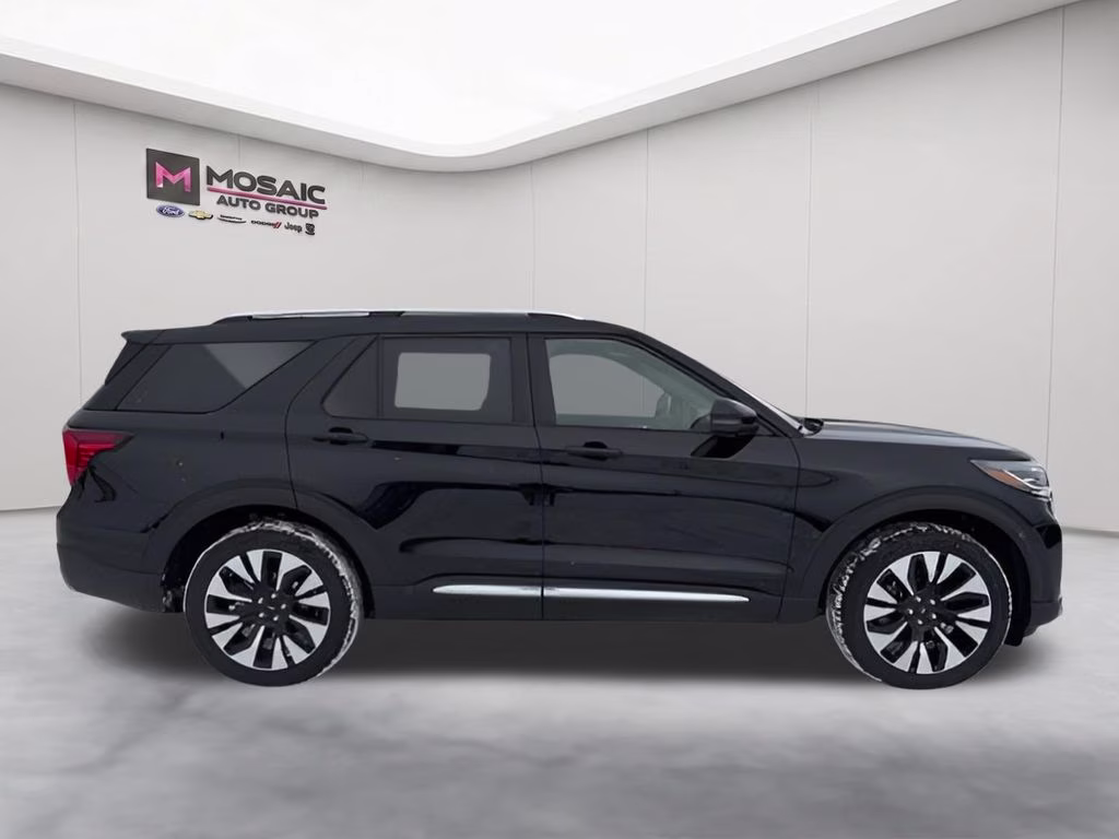 2026 Agate Black Metallic Ford Explorer Platinum 4X4 SUV