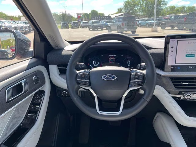 2026 Rapid Red Metallic Tinted Clearcoat Ford Explorer Platinum 4X4 SUV