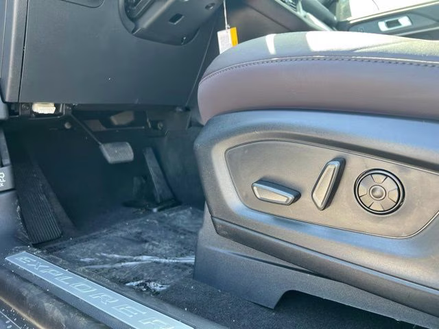 2026 Carbonized Gray Metallic Ford Explorer Platinum 4X4 SUV