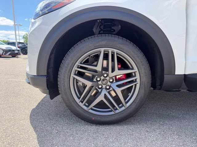 2026 Star White Metallic Tri-Coat Ford Explorer ST-Line 4X4 SUV