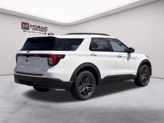 2026 Star White Metallic Tri-Coat Ford Explorer ST-Line 4X4 SUV