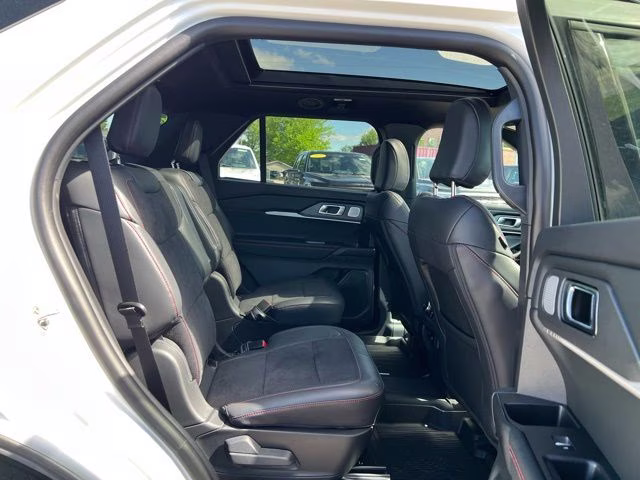 2026 White Metallic Ford Explorer ST 4X4 SUV