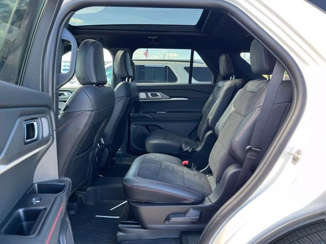 2026 White Metallic Ford Explorer ST 4X4 SUV