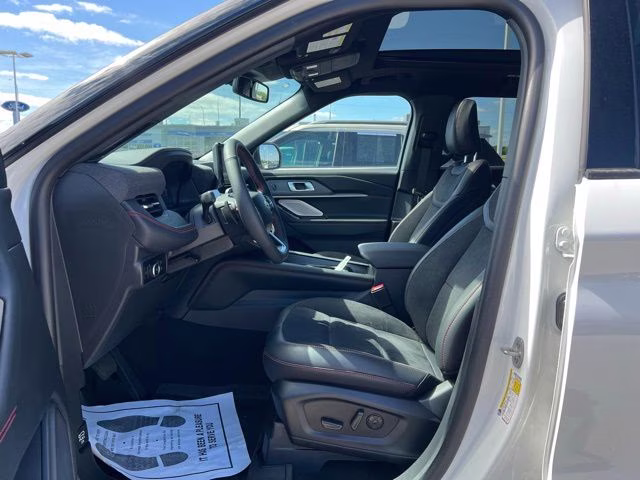 2026 White Metallic Ford Explorer ST 4X4 SUV