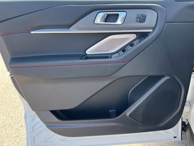 2026 White Metallic Ford Explorer ST 4X4 SUV