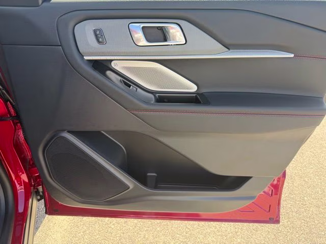 2026 Rapid Red Metallic Tinted Clearcoat Ford Explorer ST 4X4 SUV