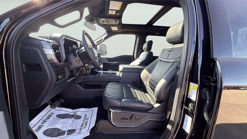 2026 Agate Black Metallic Ford Super Duty F-250 SRW Platinum 4X4 Truck