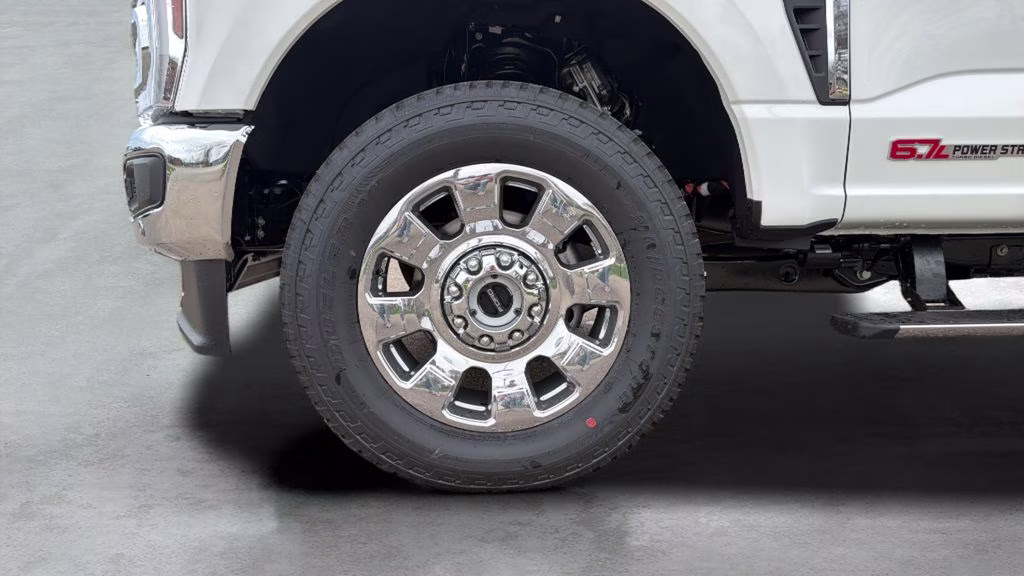 2026 Star White Metallic Tri-Coat Ford Super Duty F-350 SRW King Ranch 4X4 Truck
