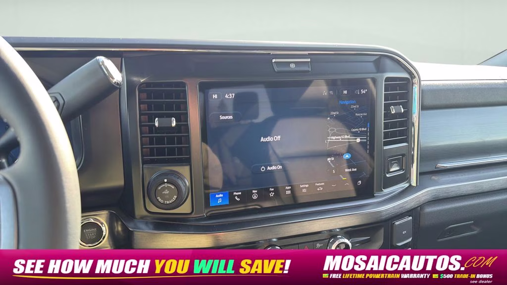 2026 White Metallic Ford Super Duty F-350 SRW Lariat 4X4 Truck