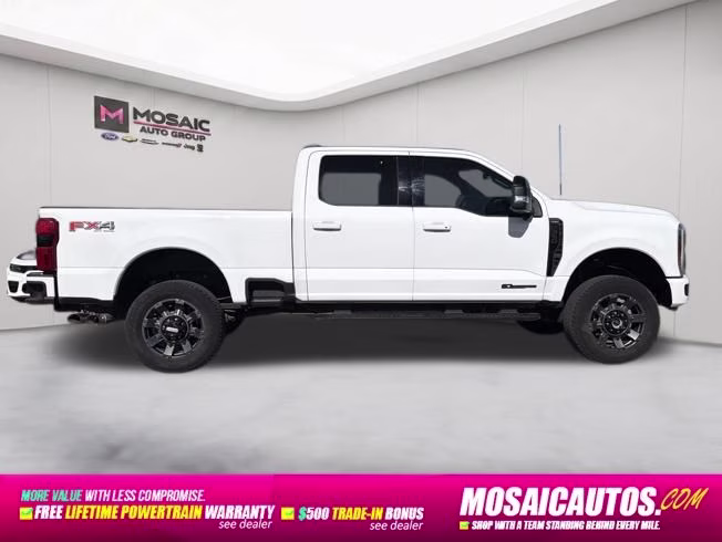 2024 Oxford White Ford Super Duty F-350 SRW Lariat 4X4 Truck