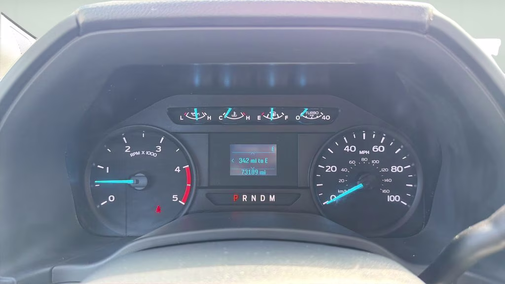 2022 Oxford White Ford Super Duty F-350 DRW XL 4X4 Truck