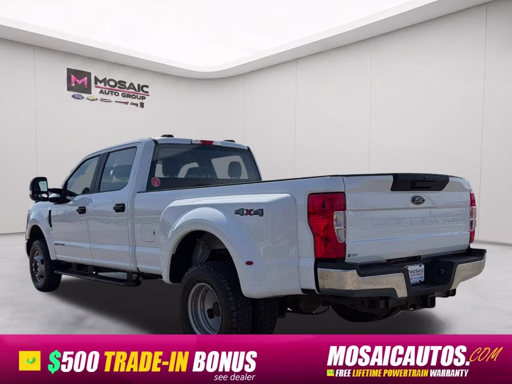 2022 Oxford White Ford Super Duty F-350 DRW XL 4X4 Truck