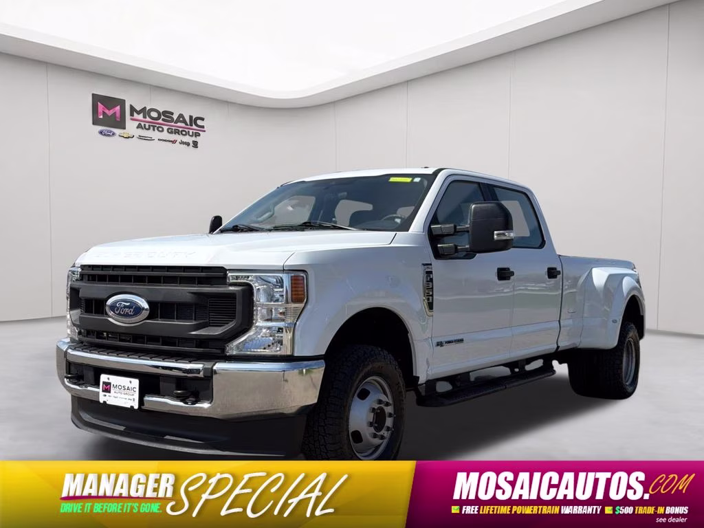 2022 Oxford White Ford Super Duty F-350 DRW XL 4X4 Truck