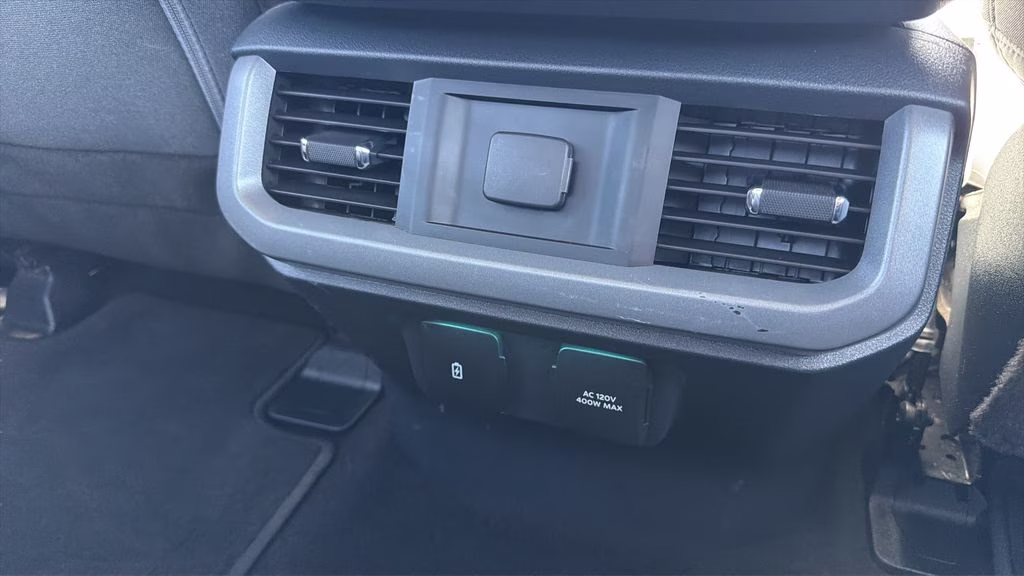 2023 Avalanche Ford F-150 XLT 4X4 Truck