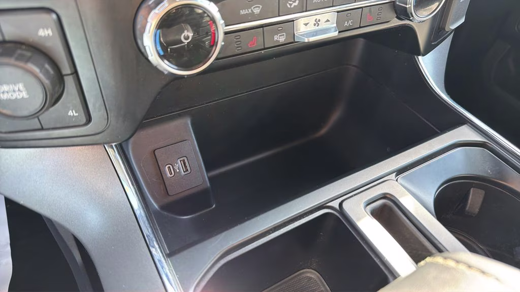 2023 Avalanche Ford F-150 XLT 4X4 Truck