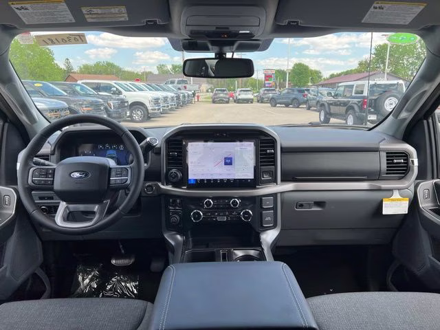 2026 Oxford White Ford F-150 XLT 4X4 Truck