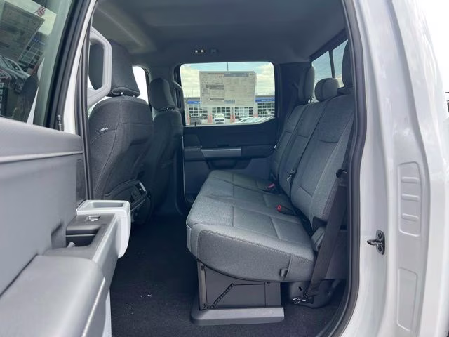 2026 Oxford White Ford F-150 XLT 4X4 Truck