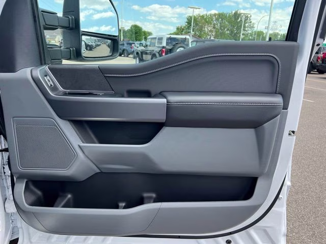 2026 Oxford White Ford F-150 XLT 4X4 Truck