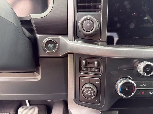 2026 Black Metallic Ford F-150 XLT 4X4 Truck