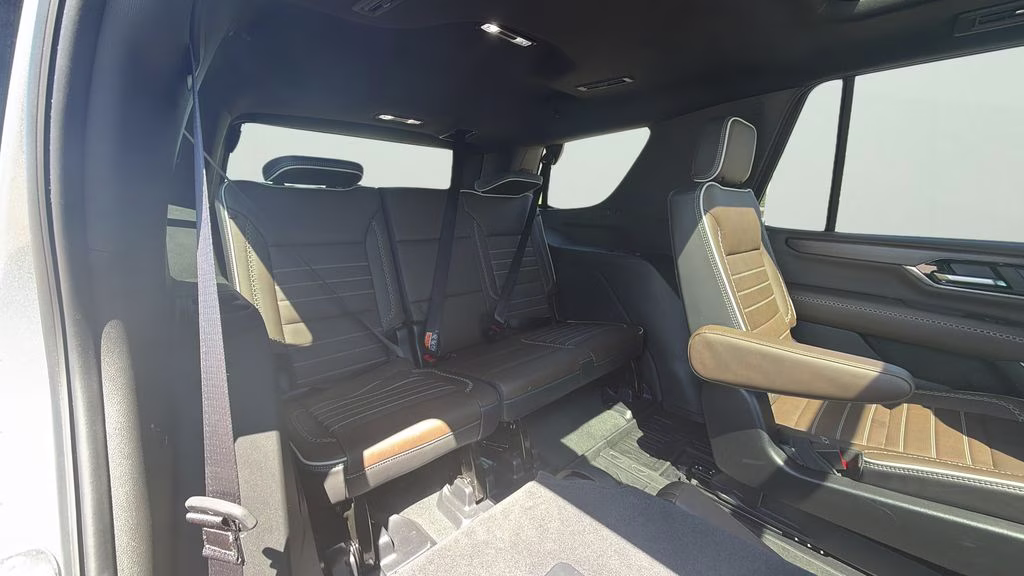 2025 Silver GMC Yukon Denali Ultimate 4X4 SUV