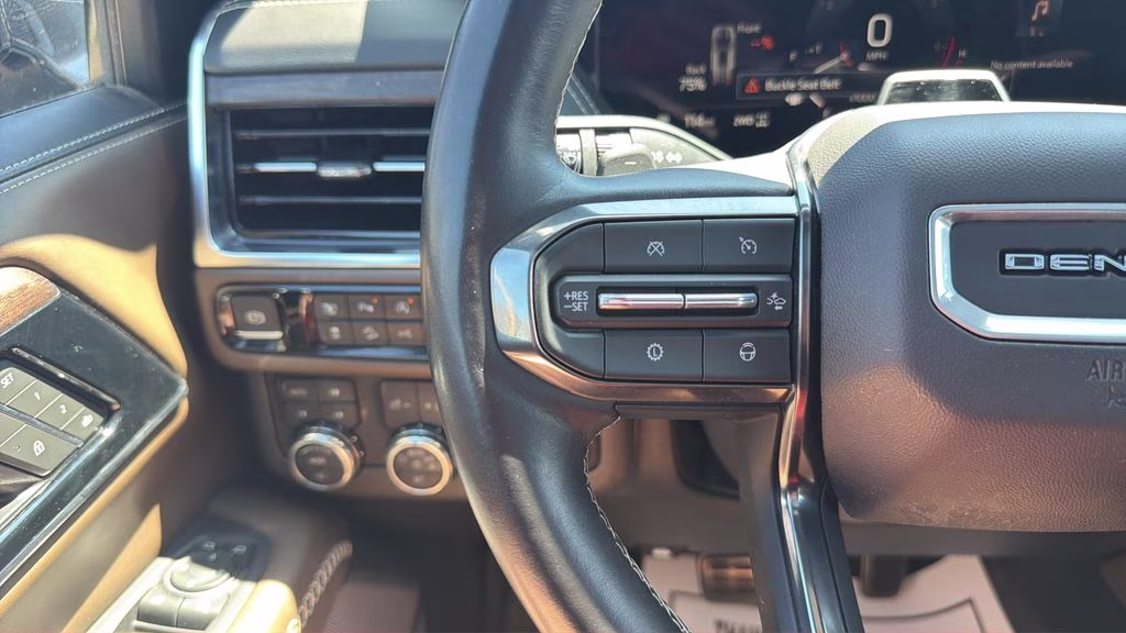 2025 Silver GMC Yukon Denali Ultimate 4X4 SUV