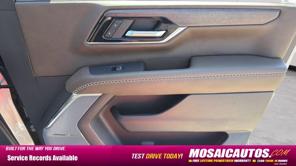 2025 Silver GMC Yukon Denali Ultimate 4X4 SUV