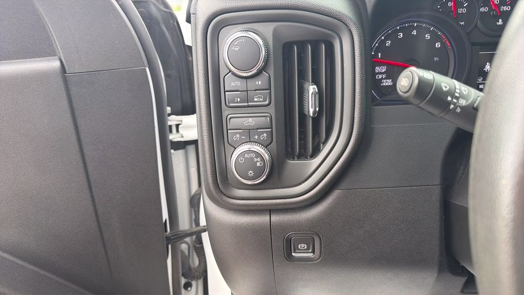 2024 Summit White GMC Sierra 1500 Pro 4X4 Truck