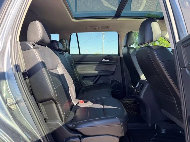 2021 Pyrite Silver Metallic Volkswagen Atlas 3.6L V6 SE w/Technology R-Line AWD SUV