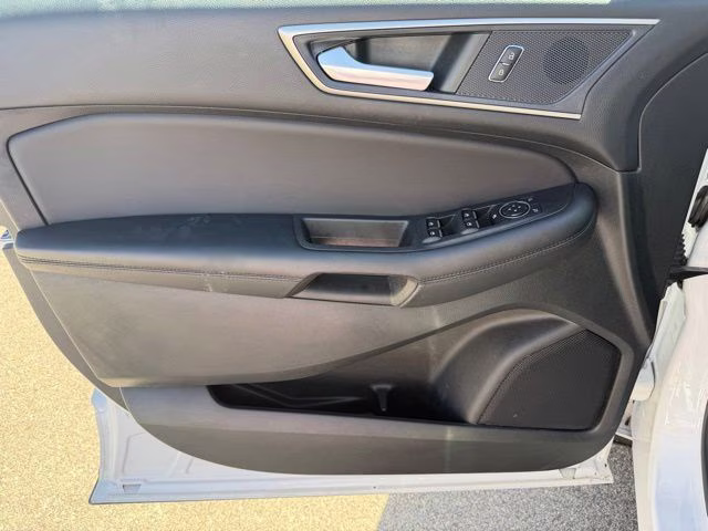 2023 Oxford White Ford Edge SEL AWD SUV
