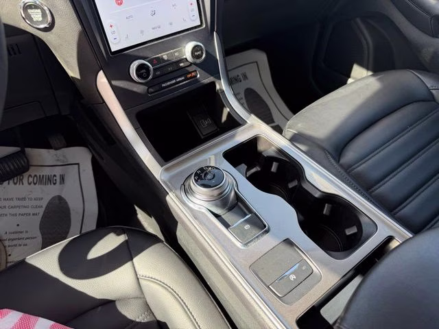 2023 Oxford White Ford Edge SEL AWD SUV