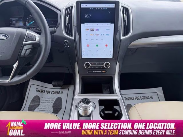 2023 Green Metallic Ford Edge SEL AWD SUV