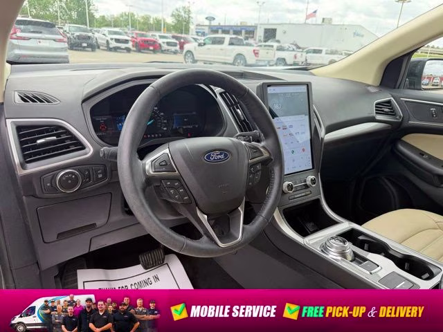 2023 Green Metallic Ford Edge SEL AWD SUV