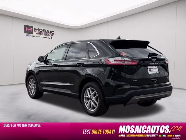 2023 Green Metallic Ford Edge SEL AWD SUV